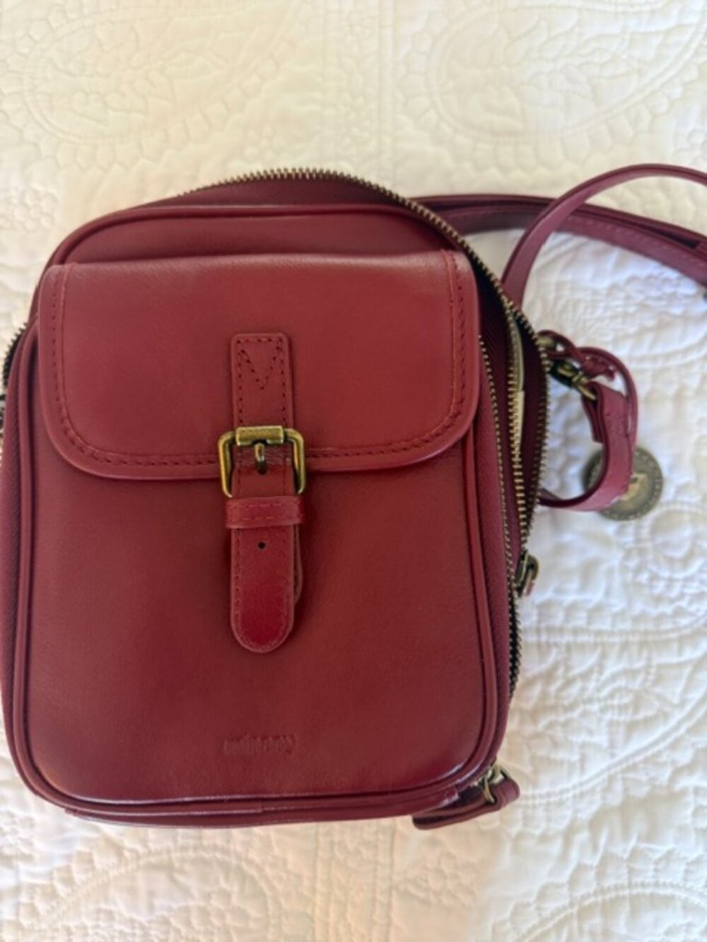 Minooy Maya Crossbody Bag Red Leather Adjustable Shoulder Pouch Purse Travel